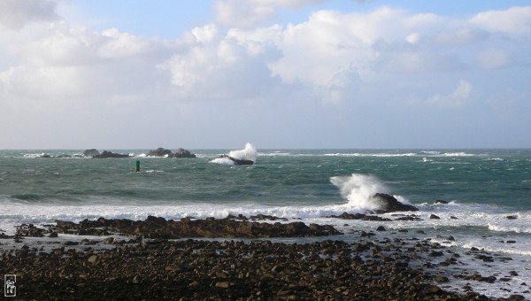 Argenton rocks after a storm - Roches d’Argenton après une tempête