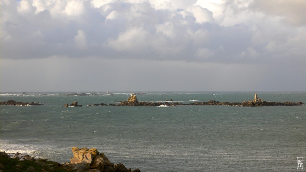 Portsall rocks after a storm - Roches de Portsall après une tempête