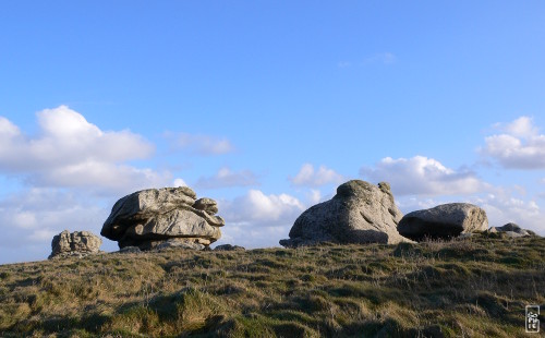 Big granite boulders - Énormes blocs de granit