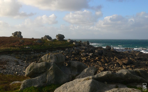 Big granite boulders - Énormes blocs de granit