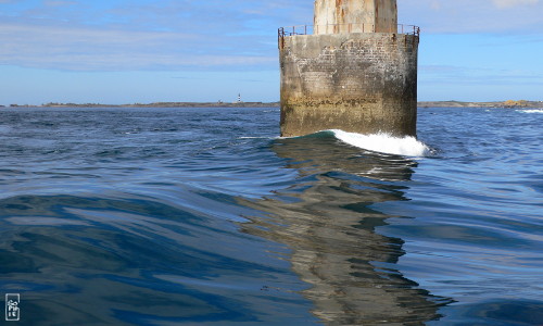 Base of La Jument lighthouse - Base du phare de La Jument