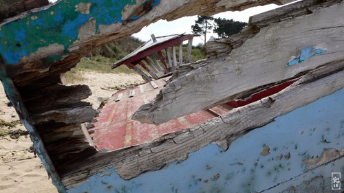 Abandoned boats - Bateaux abandonnés