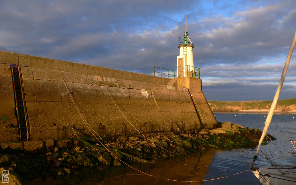 Sunset in Saint-Gildas harbour - Coucher de soleil au port de Saint-Gildas