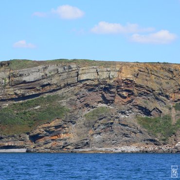 Cliffs - Falaises