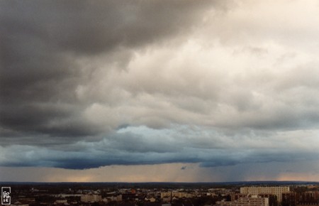 Heavy clouds - Nuages de plomb