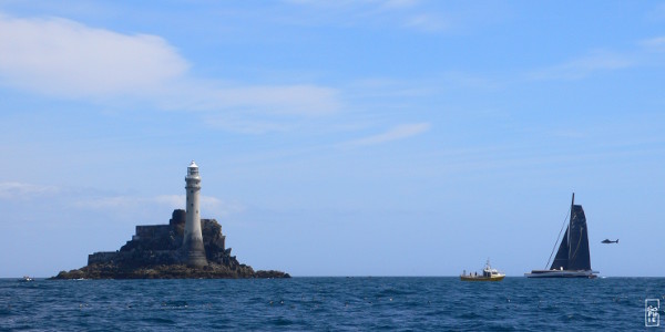 Fastnet race leading trimarans - Trimarans en tête de la course du Fastnet