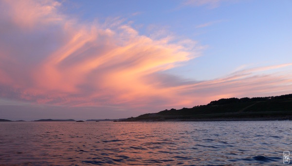 Sunrise clouds - Nuages au lever du soleil