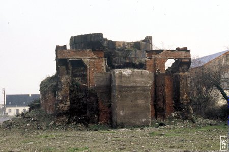 Chimneys - Cheminées